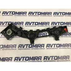 Направляющая заднего бампера правая Opel Zafira B 2005-2011 13125037